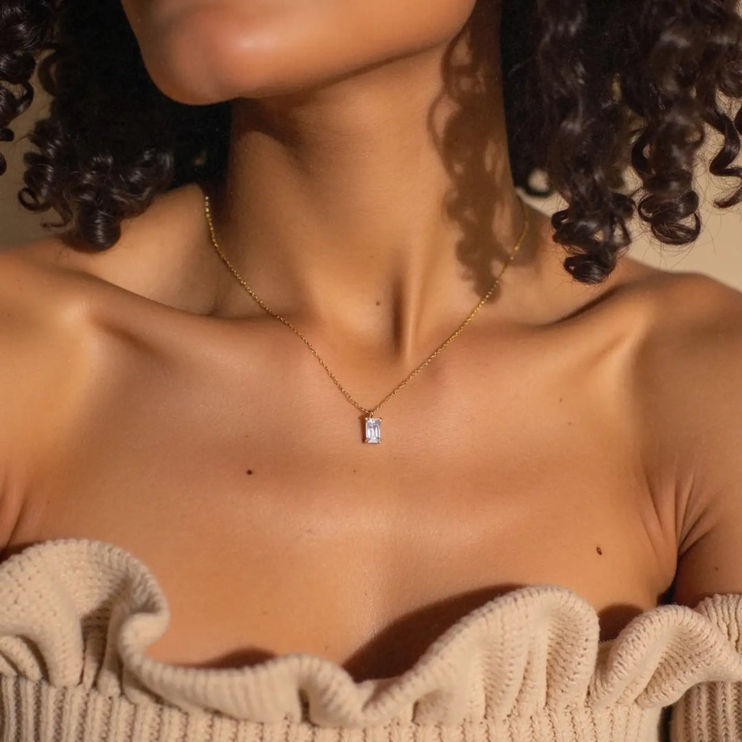 Élan Baguette Necklace