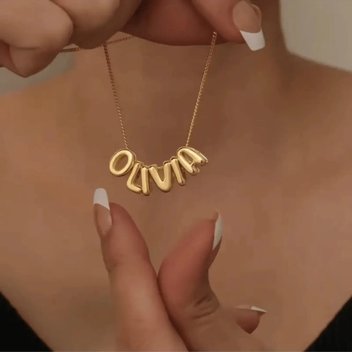 Boldée Name Necklace