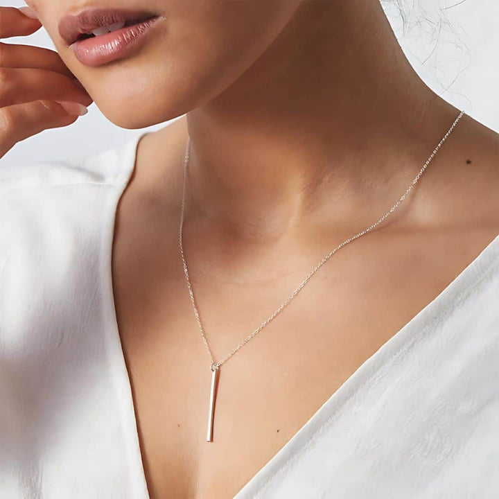 Zaraé Lariat Bar Necklace