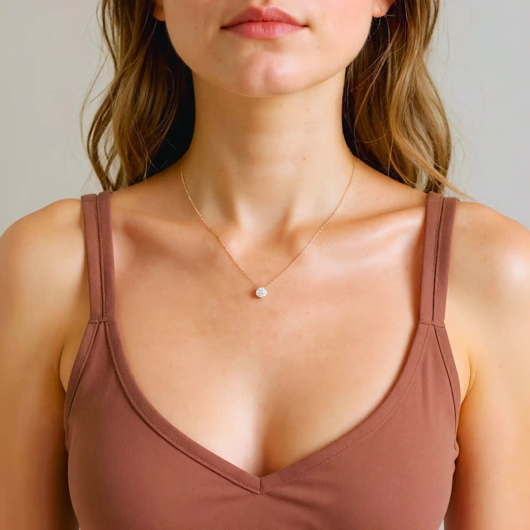 Luce Solitaire Necklace