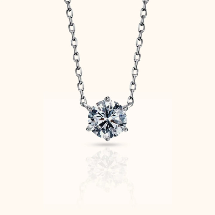 Luce Solitaire Necklace